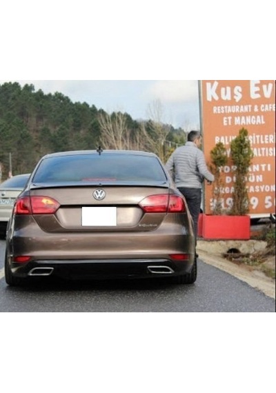 Volkswagen Jetta Makyajsız Egzoz Görünüm Difüzör