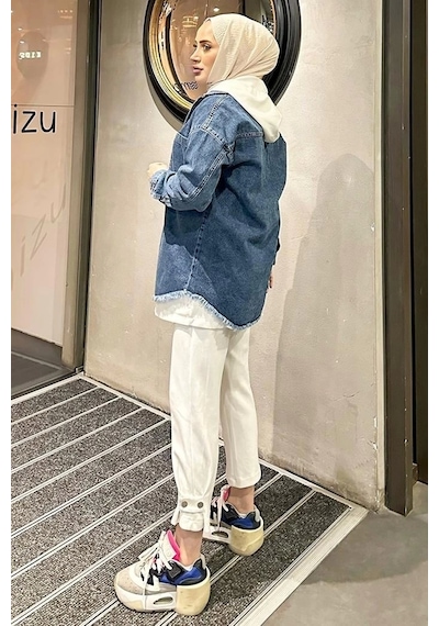 Koyu Mavi Kar Yıkama Püskül Detay Kot Ceket Oversize Koyu Mavi Koyu Mavi Kar Yıkama Püskül Detay Kot Ceket Oversize Koyu Mavi