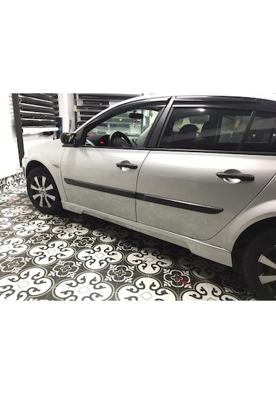 Renault Megane 2 Hb 03-09 Arası Fiber Astarlı Marşpiyel Takımı