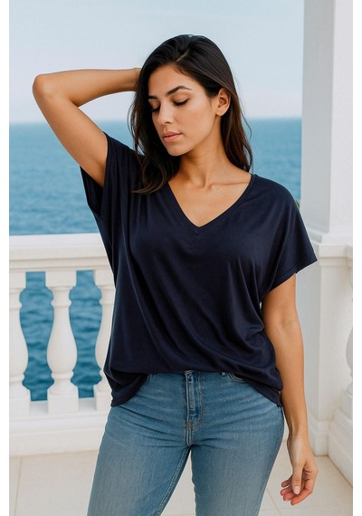 Kadın Koyu Lacivert Viskon Ön Arka V Yakalı T-shirt Yarasa Kol Relaxed Bluz Çok Renkli