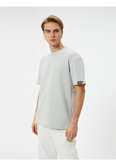 Koton Oversize Tişört Kalın Gramajlı Etiket Detaylı Bisiklet Yaka Gri 4Sam10747Hk Gri Koton Oversize Tişört Kalın Gramajlı Etiket Detaylı Bisiklet Yaka Gri 4Sam10747Hk Gri