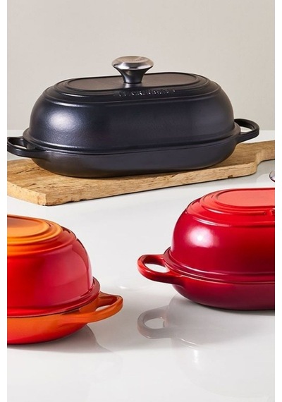 Le Creuset Oval Dökme Demir Ekmek Pişirme Tavası Siyah