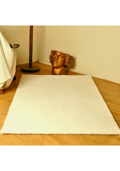Re x  Tavşanı Kısa Tüylü Post Peluş Halı Krem