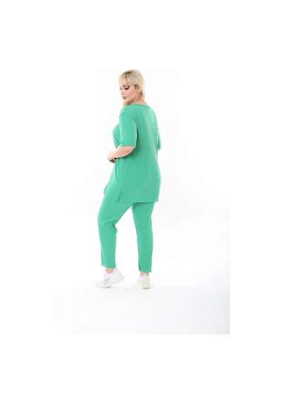 Modasehle Kadın Kısa Kollu Beli Lastikli Yırtmaçlı Rahat Kalıp İkili Pijama Takım Açık Yeşil Modasehle Kadın Kısa Kollu Beli Lastikli Yırtmaçlı Rahat Kalıp İkili Pijama Takım Açık Yeşil