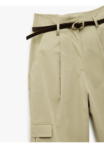 Koton Pamuklu Yüksek Bel Kargo Cep Detaylı Kısa Jogger Pantolon Haki 5sak40236uw Haki