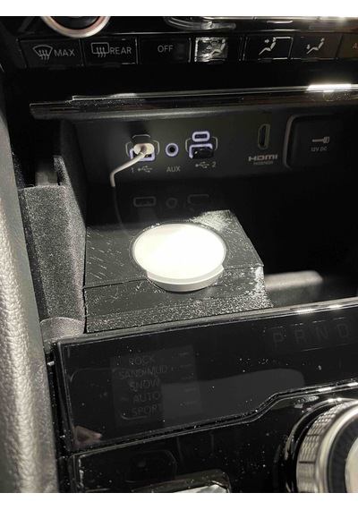 Jeep Grand Cherokee Wl İçin Magsafe Telefon Montaj Aparatı