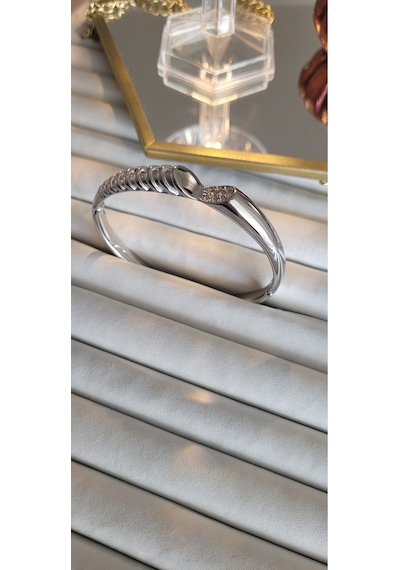 Çelik Silver Cone Kelepçe Silver