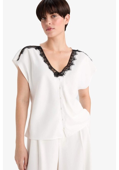 Defacto Regular Fit V Yaka Saten Kısa Kollu Gömlek G4407ax25auer105 Ekru