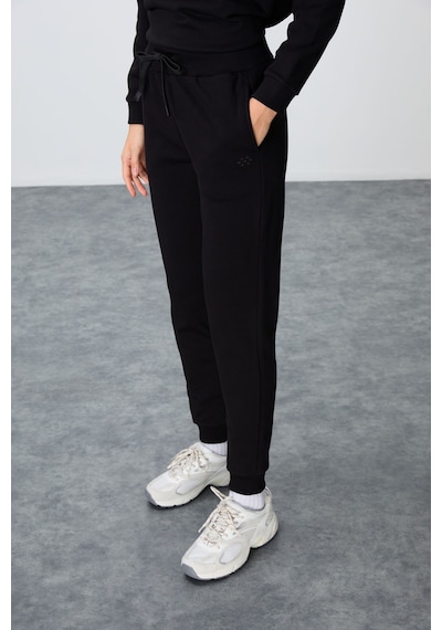 Tommy Life Siyah Kompakt Pamuklu Kalın Pürüzsüz Dokulu O Yaka Oversize Fit Kadın Eşofman Takım - 95341 Siyah Tommy Life Siyah Kompakt Pamuklu Kalın Pürüzsüz Dokulu O Yaka Oversize Fit Kadın Eşofman Takım - 95341 Siyah
