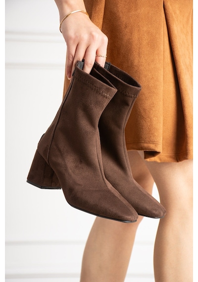 Dabab Shoes Lara Kadın Acı Kahve Süet Streç Küt Burun Fermuarlı 6 Cm Kalın Topuklu Bot Bootie Kahverengi Dabab Shoes Lara Kadın Acı Kahve Süet Streç Küt Burun Fermuarlı 6 Cm Kalın Topuklu Bot Bootie Kahverengi