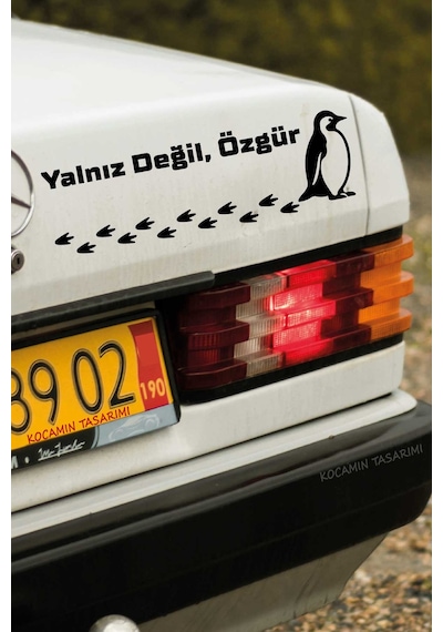 Nihilist Penguen Sticker Yalnız Değil Özgür Penguen Araba Stickerı Siyah Oto Kaput Yazı Sticker 40 Cm