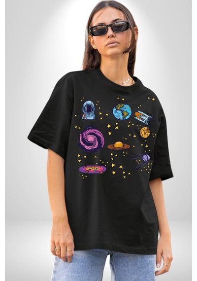 Uzay Figürleri Mars Ay Dünya Pamuklu Bisiklet Yaka Unisex Oversize Boyfriend Dijital Baskılı Siyah T-shirt Siyah Uzay Figürleri Mars Ay Dünya Pamuklu Bisiklet Yaka Unisex Oversize Boyfriend Dijital Baskılı Siyah T-shirt Siyah