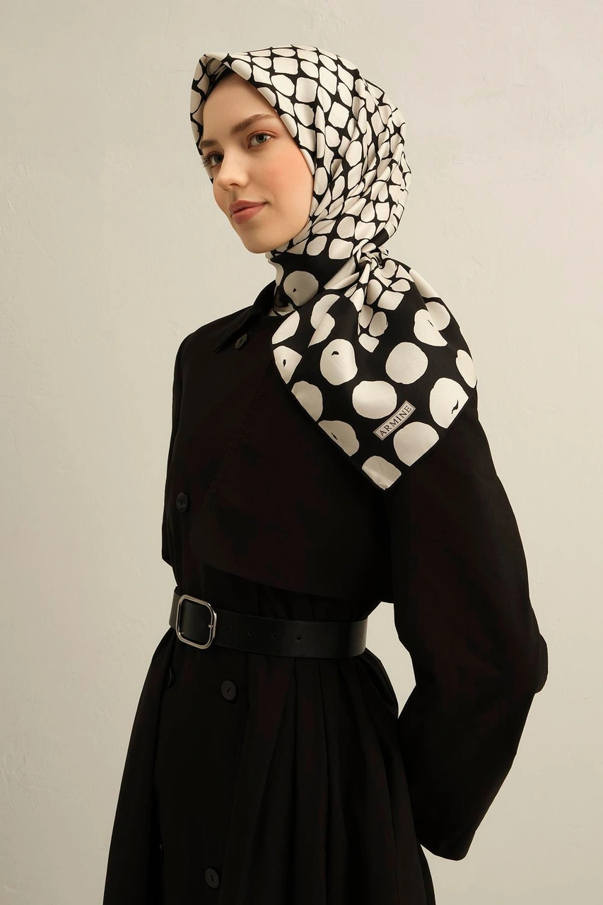 Armine Geometrik Desenli Saf İpek Twill Eşarp 9354d 80 Siyah