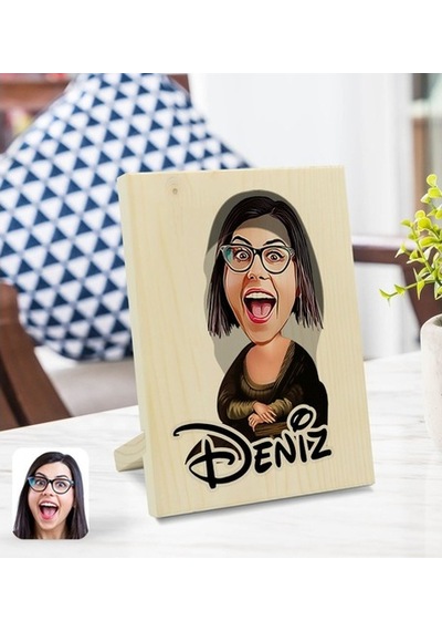 Kişiye Özel Isimli Mona Lisa Karikatürlü Dekoratif Ahşap Çerçeve