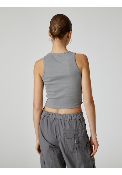Koton Basic Crop Atlet Bisiklet Yaka Ribanalı Pamuklu Antrasit 4sal30021ık 4SAL30021IK926 Koton Basic Crop Atlet Bisiklet Yaka Ribanalı Pamuklu Antrasit 4sal30021ık 4SAL30021IK926