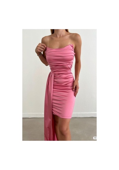 Store Saten Yırtmaçlı Elbise Kumaş Midi Abiye Straplez Pembe - 935901512 Pembe