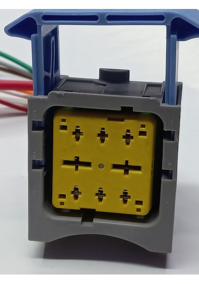 Renault Kızdırma Role Soketi 8k002
