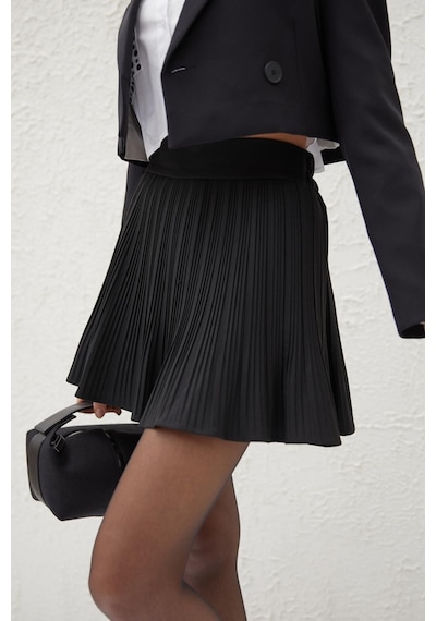 Fashion Cocktail Astarı Şortlu Pileli Pliseli Beli Lastikli Ofis Günlük Gecelik Mini Dalgalı Hareketli Şort Etek Siyah Fashion Cocktail Astarı Şortlu Pileli Pliseli Beli Lastikli Ofis Günlük Gecelik Mini Dalgalı Hareketli Şort Etek Siyah