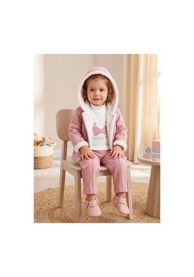 Deniva Kids Kız Bebek Pelüş Detaylı Kapüşonlu Ceket, Fiyonk Baskılı Bluz Ve Eşofman Altı 3'lü Kışlık Takım Pembe Deniva Kids Kız Bebek Pelüş Detaylı Kapüşonlu Ceket, Fiyonk Baskılı Bluz Ve Eşofman Altı 3'lü Kışlık Takım Pembe