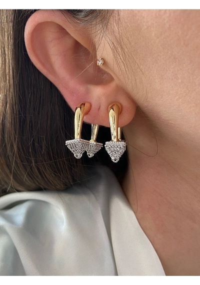 Pinery Jewels Vıp Seri - Zirkon Taşlı Piramit Sallantılı Altın Kaplama Kadın Kü Altın
