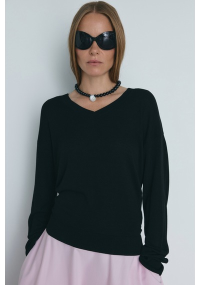 Suud Collection Siyah V Yaka İnce Triko Kazak