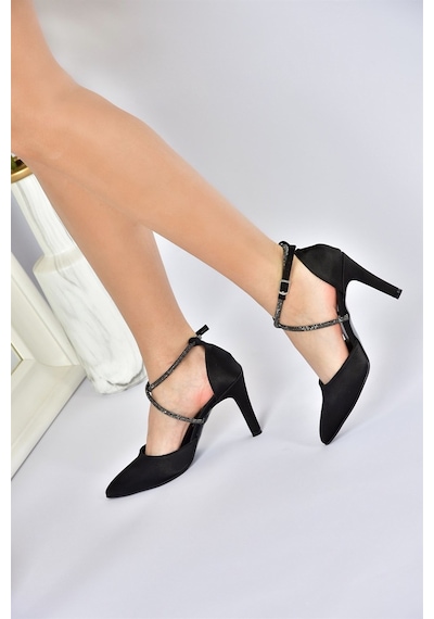 Fox Shoes Siyah Saten Kumaş Sivri Burun Kadın Topuklu Ayakkabı M246066704 Siyah