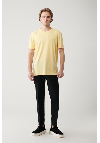 Avva Erkek Sarı Soft Touch Bisiklet Yaka Regular Fit T-shirt B001031 Sarı