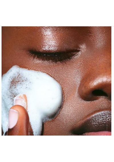 Clarins Gentle Renewing Yüz Temizleme Köpüğü 150 Ml