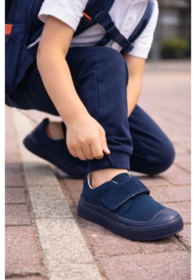 Muggo Rony Cırtlı Delikli Günlük Nefes Alabilen Unisex Çocuk Sneaker Spor Ayakkabı Lacivert Muggo Rony Cırtlı Delikli Günlük Nefes Alabilen Unisex Çocuk Sneaker Spor Ayakkabı Lacivert
