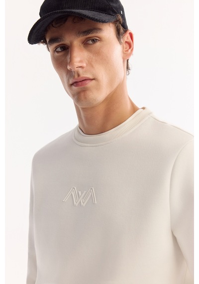 Avva Erkek Beyaz Bisiklet Yaka Pamuklu Şardonlu Baskılı Regular Fit Sweatshirt B001033