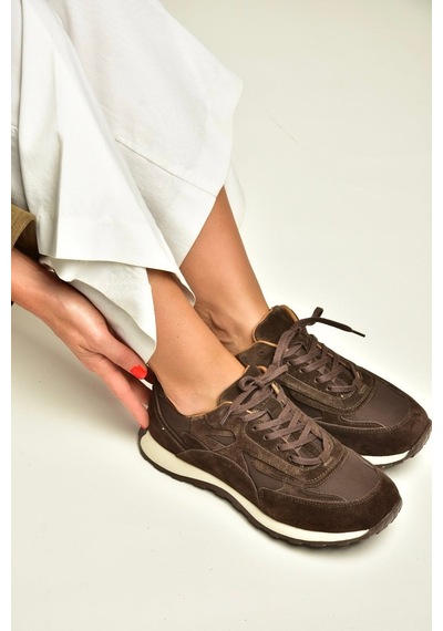 Fox Shoes Z312507561 Kahverengi Hakiki Deri Süet Kadın Spor Ayakkabı Sneakers