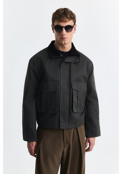 Antioch Crop Fit Dik Yaka Mont Siyah
