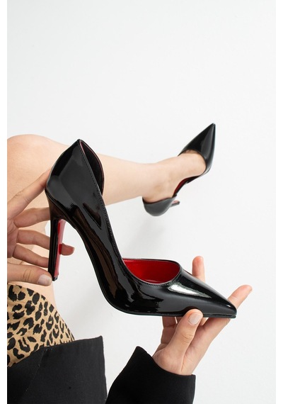 Lebibe Shoes Lavıen Siyah Rugan Kadın Siyah Rugan Sivri Burun 11 Cm İnce Topuklu Klasik Stiletto Ayakkabı Lebibe Shoes Lavıen Siyah Rugan Kadın Siyah Rugan Sivri Burun 11 Cm İnce Topuklu Klasik Stiletto Ayakkabı
