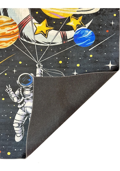 Çocuk Odası Halısı Astronot Uzay Desenli Siyah Dijital Baskı Kaymaz Makinede Yıkanabilir Oyun Halı Siyah