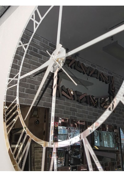 Ayna Denizi Silver Black Model Gümüş Siyah Renk 50 CM Dekoratif Aynalı Duvar Saati Gümüş - Siyah