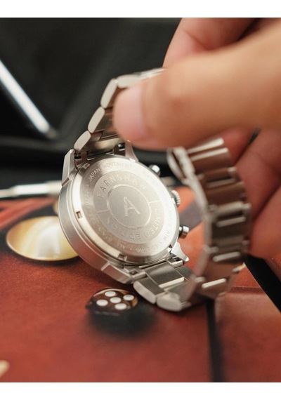 Earnshaw Es-8186-44 50 Erkek Kol Saati