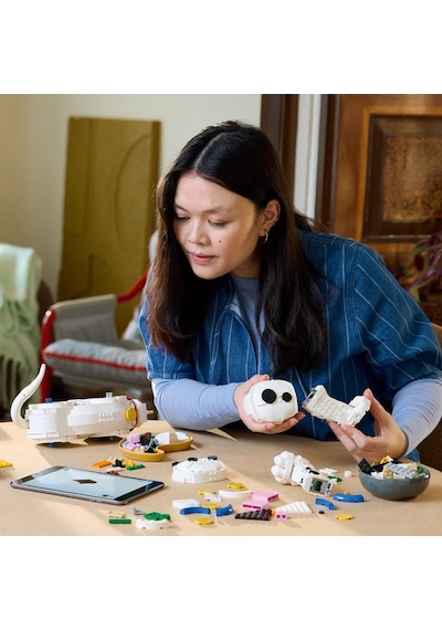 LEGO® ǀ Disney 101 Dalmaçyalı Köpek Yavrusu 43269 - Yetişkinler için Koleksiyonluk Nostaljik Model Yapım Seti (1722 Parça)