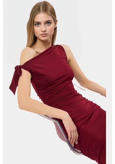 Ersefa Vücuda Oturan Maxi Elbise Tek Omuz Asimetrik Yaka Polyester Kumaş Bordo