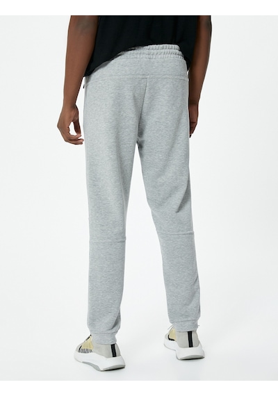 Koton Jogger Eşofman Altı Beli Bağcıklı Dikiş Detaylı Fermuar Cepli Gri Melanj 4sam40040nk Gri Melanj Koton Jogger Eşofman Altı Beli Bağcıklı Dikiş Detaylı Fermuar Cepli Gri Melanj 4sam40040nk Gri Melanj
