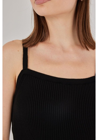 Hiccup Bdart Kare Yaka Ribana Örgü Crop Top Siyah