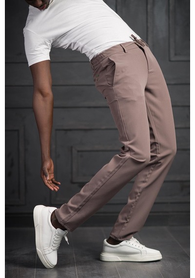 Perpant Beli Lastikli Ve İplikli Likralı Slimfit Yazlık Kumaş Jogger Pantolon Kahverengi Perpant Beli Lastikli Ve İplikli Likralı Slimfit Yazlık Kumaş Jogger Pantolon Kahverengi