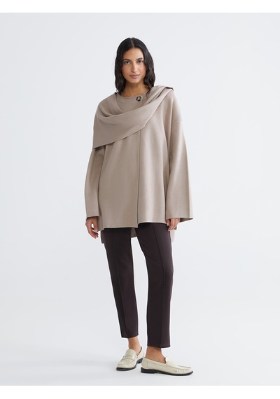 Lcw Modest Bej Atkı Detaylı Oversize Kadın Triko Kazak