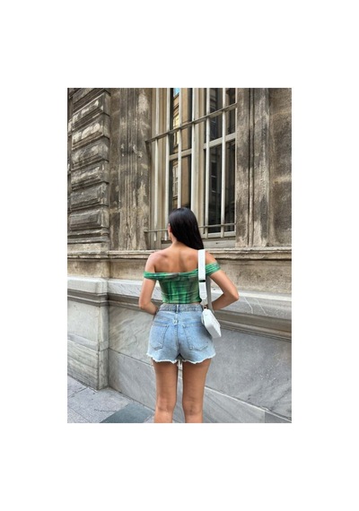 DefyModa Kadın Modern Kayık Yaka Büzgülü Bluz Yeşil