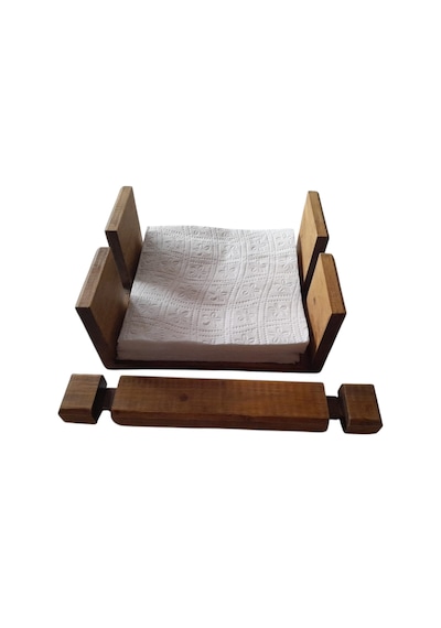 Masif Ahşap Çam Ağacı Dekoratif Peçetelik 19 Cm X 15,5 Cm