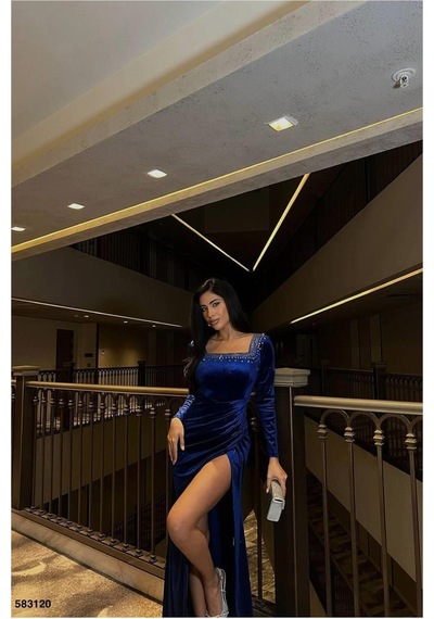Lior Design Kadın El Emeği Kadife Kumaş Kare Yaka Taş Detaylı Abiye Elbise Saks
