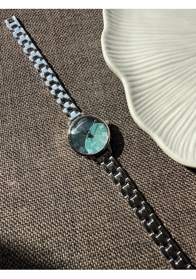 Retro Minimal Metal Kordon Vintage Kadın Kol Saati İçi Mavi Altın 85917098