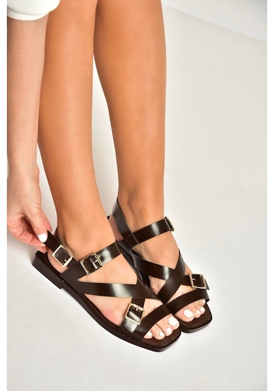 Fox Shoes Y458702660 Kahverengi Rustik Toka Detaylı Kadın Sandalet Kahverengi