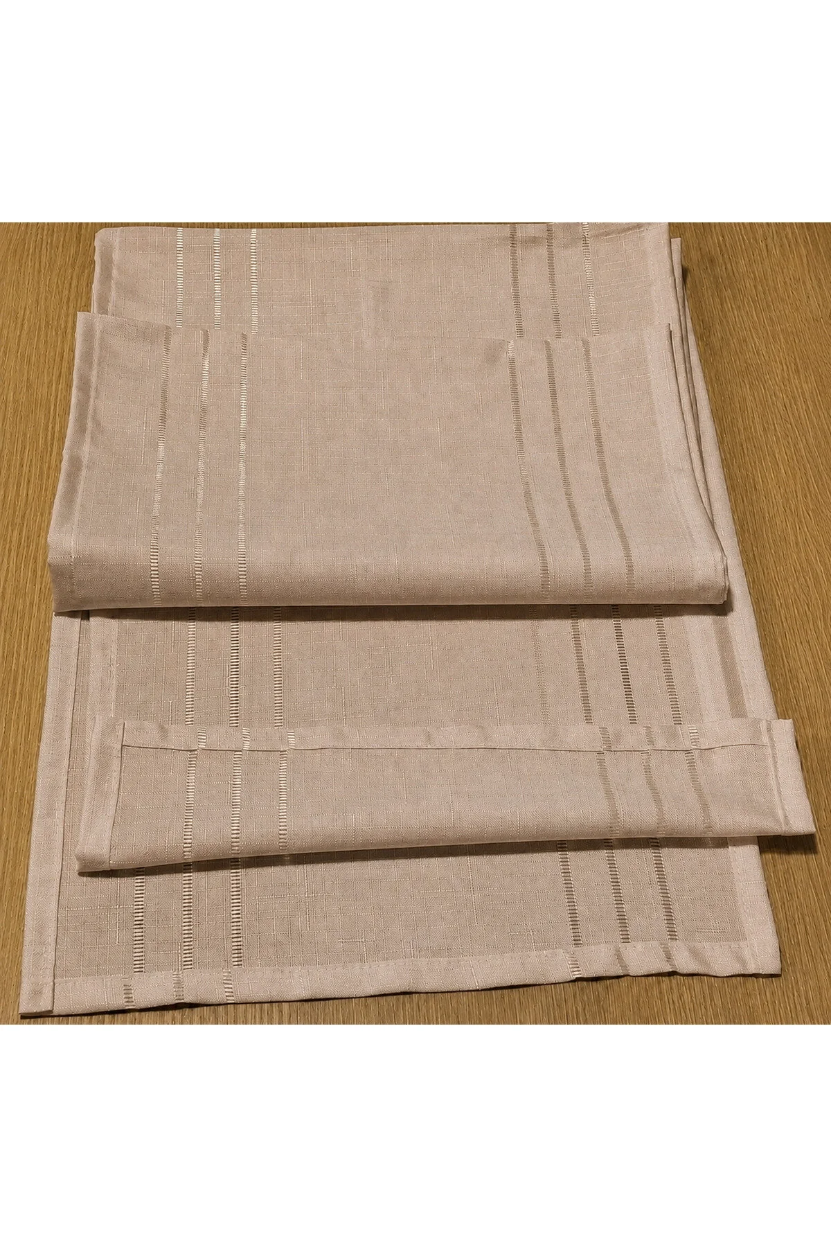 %100 Polyester Dertsiz Leke Tutmaz Şerit Desenli Runner Masa Örtüsü 34x200 Cm Bej