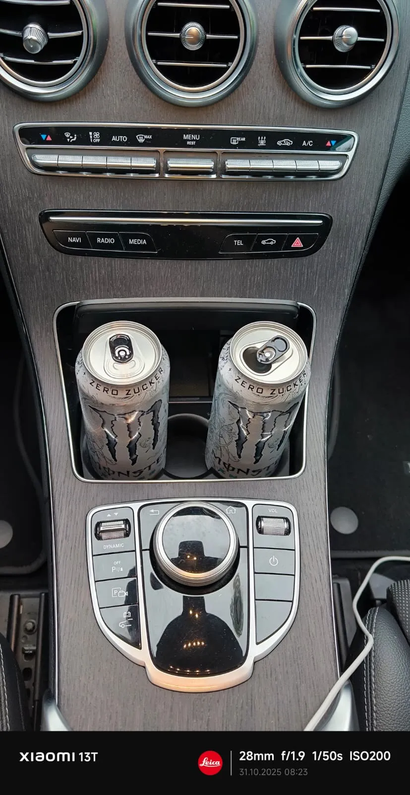 Mercedes C Serisi W205 S205 Bardaklık Orta Konsol İçecek Tutucu Cup Holder Organizer Siyah