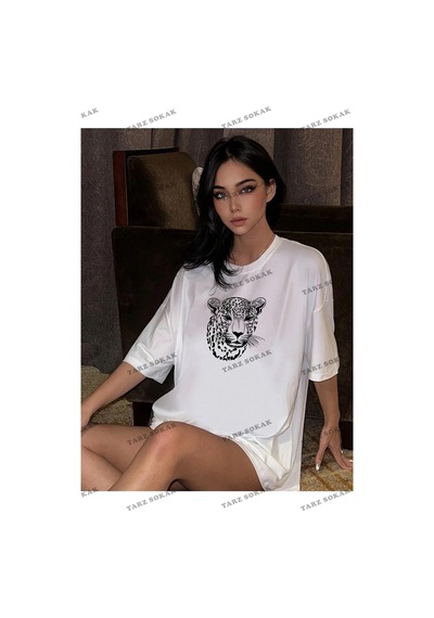 Startmore Kadın Beyaz Leopar Figür Baskılı Oversize Beyaz